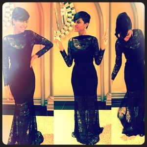 BLK, LongSleeve, Lace Gown, Zipper, Slit, & Train